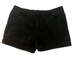 Time and True Black Distressed Hem Black Shorts sz 16